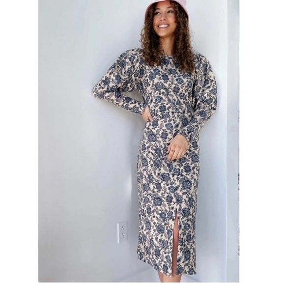 Moon River Dresses & Skirts - Moon River Blue Floral Corduroy Dress Size Small